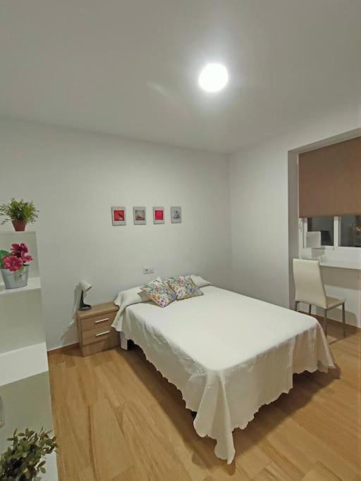 Apartamento Acerota, Con Parking Gratuito Kordoba Bagian luar foto